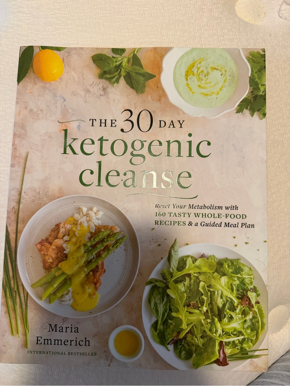 The 30 Day Ketogenic Cleanse by β Green Cover Edition